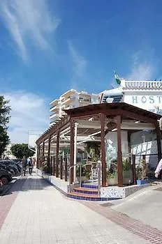 Hostel Marazul