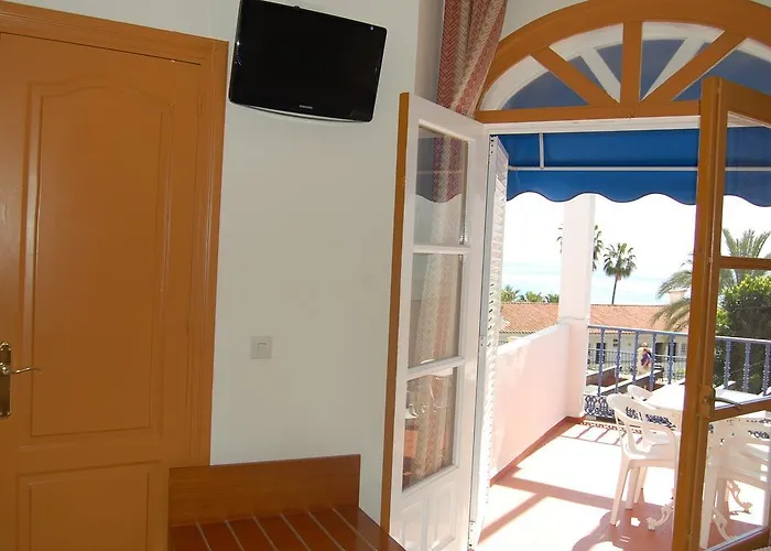 Marazul Hostal Nerja